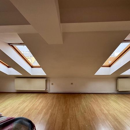 120 M2 Apartment In The Centre Of The Old Town Pressburg Exterior foto